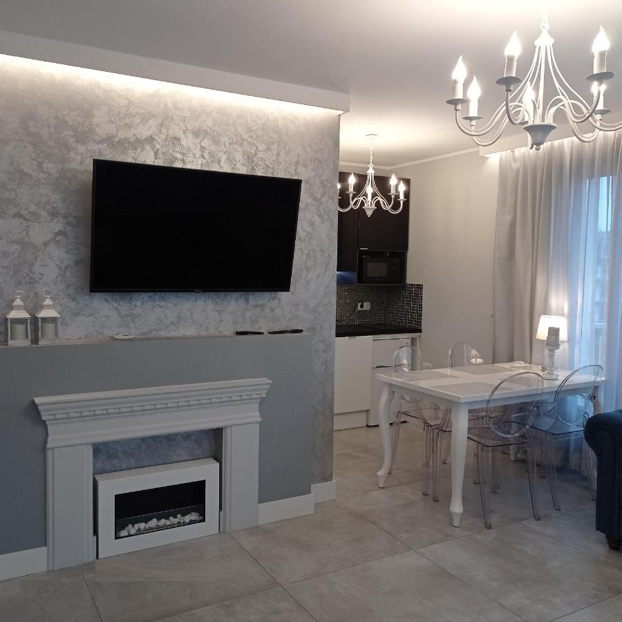 Lighthouse Apartment Гонський Екстер'єр фото
